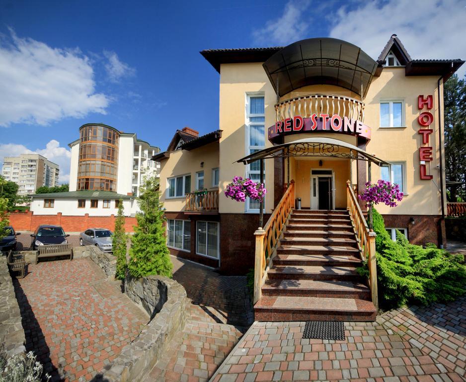 Hotel Red Stone Truskavec' Esterno foto